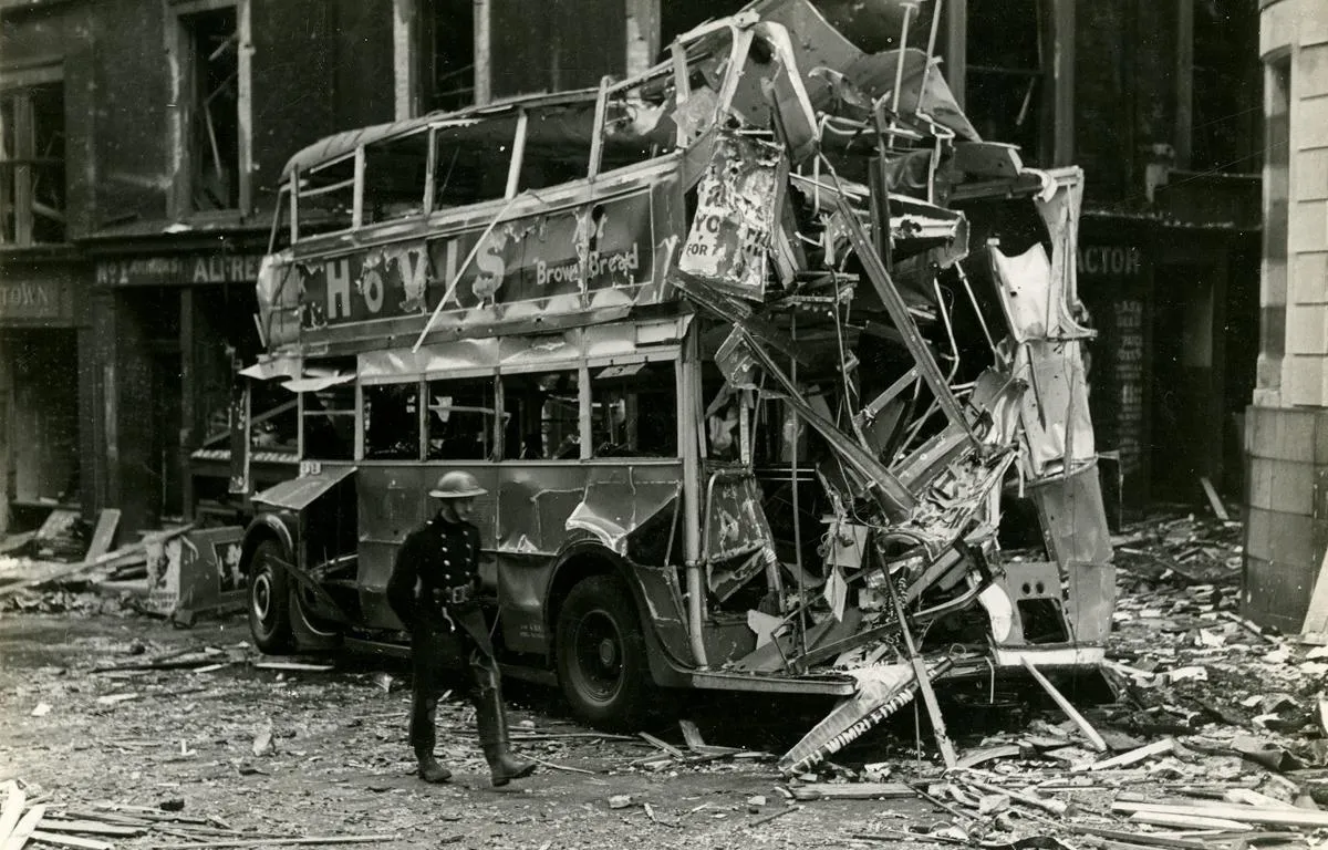 arthur-street-bomb-damage-1940